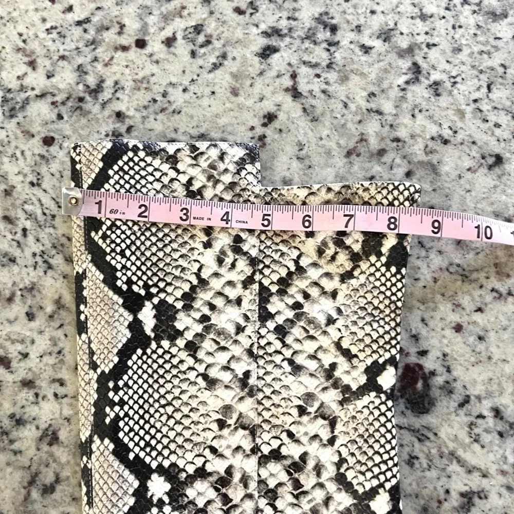 Vince Camuto vince camuto